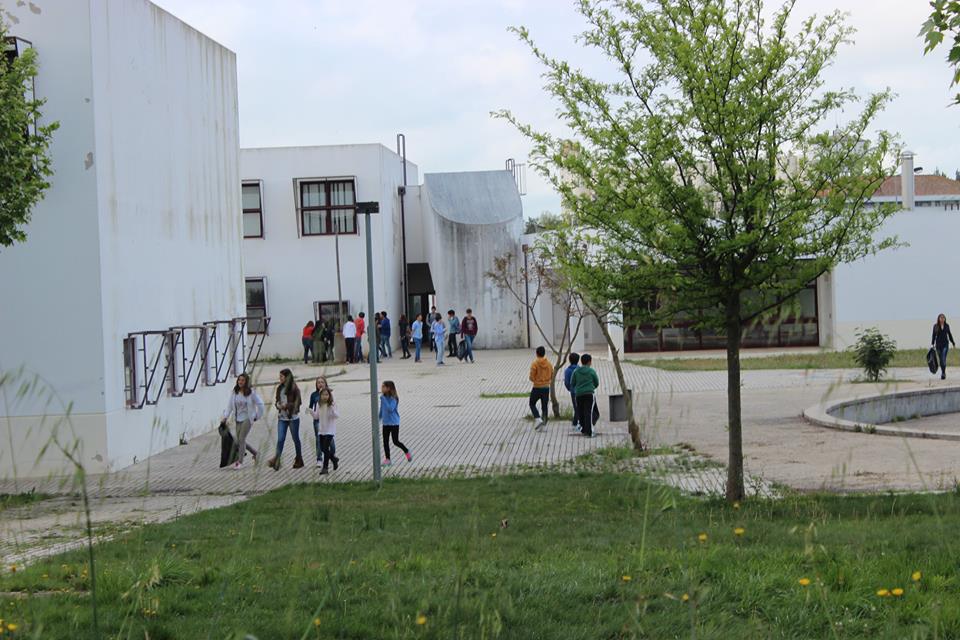 ENTREGA MATERIAL ESCOLAR 2019 20